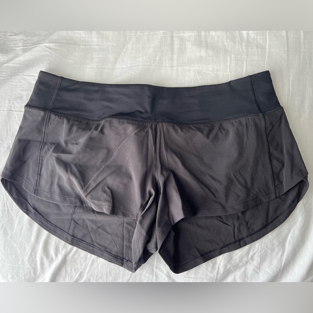 lululemon low rise speed up shorts 2.5 inseam